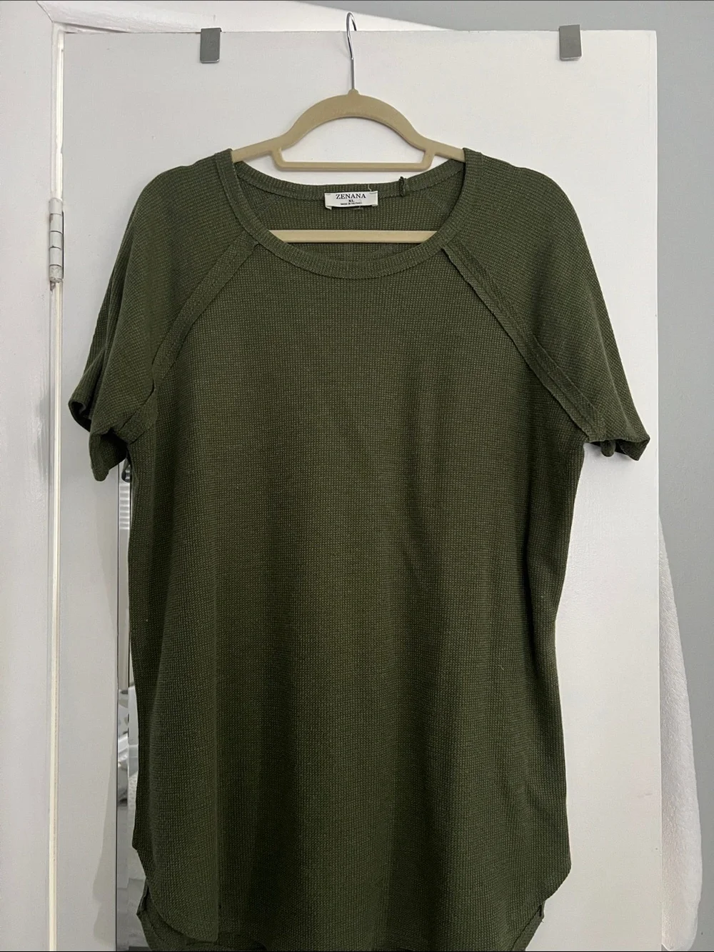 Women’s short sleeve long length shirt bundle - Picture 7 of 8